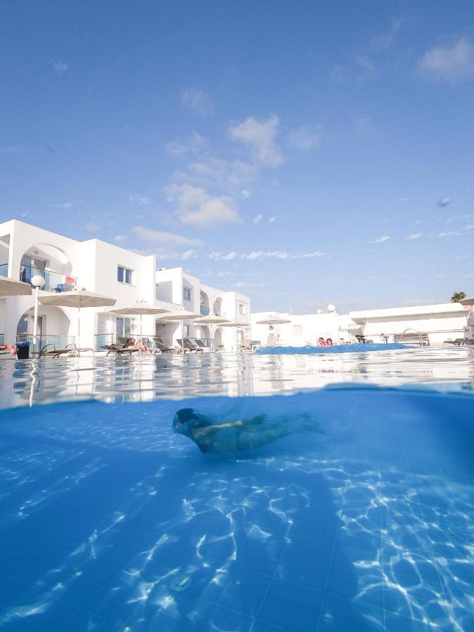 Kaos Hotel Apartments Ayia Napa Exterior foto