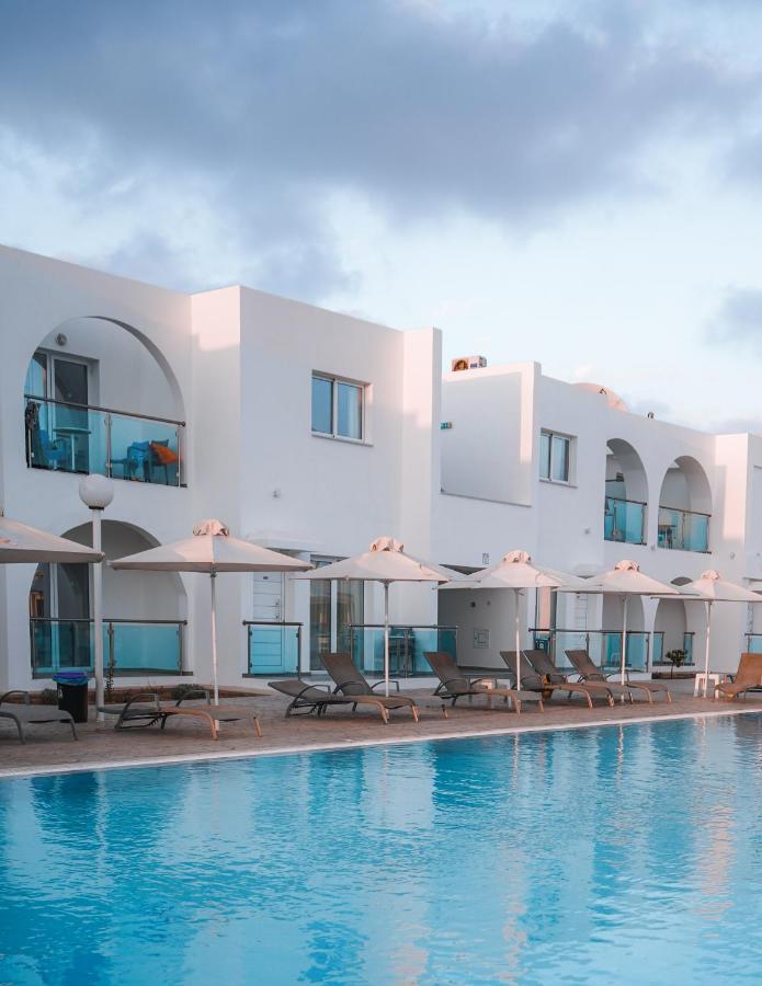 Kaos Hotel Apartments Ayia Napa Exterior foto