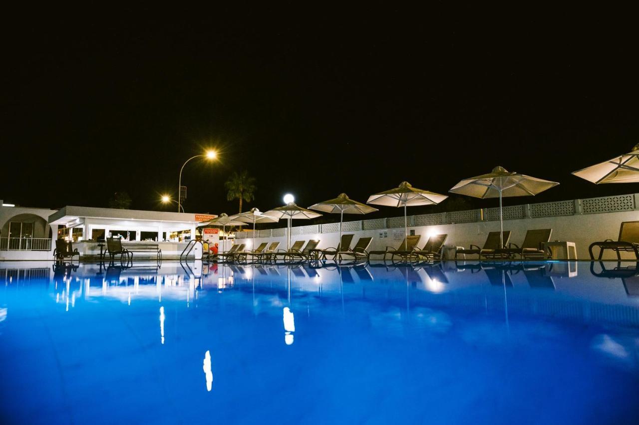 Kaos Hotel Apartments Ayia Napa Exterior foto