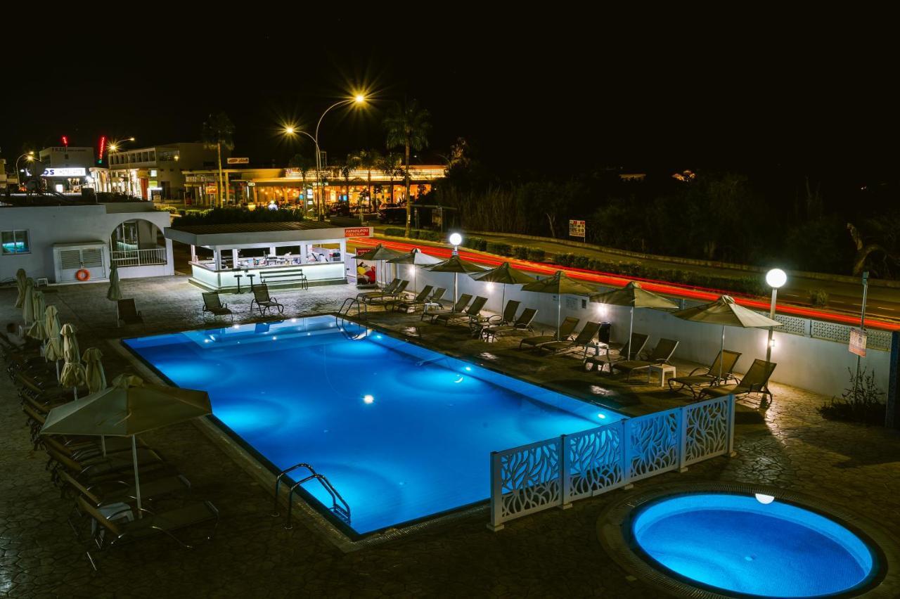 Kaos Hotel Apartments Ayia Napa Exterior foto