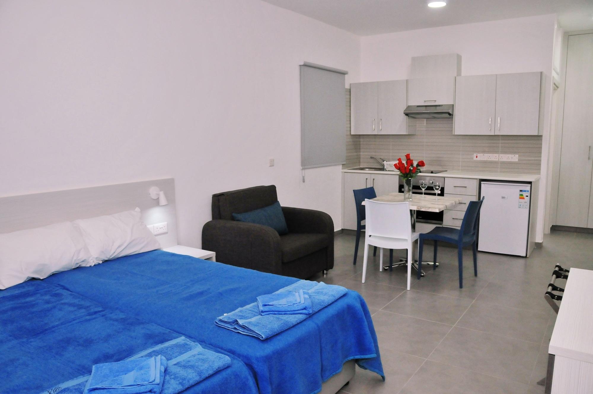 Kaos Hotel Apartments Ayia Napa Exterior foto