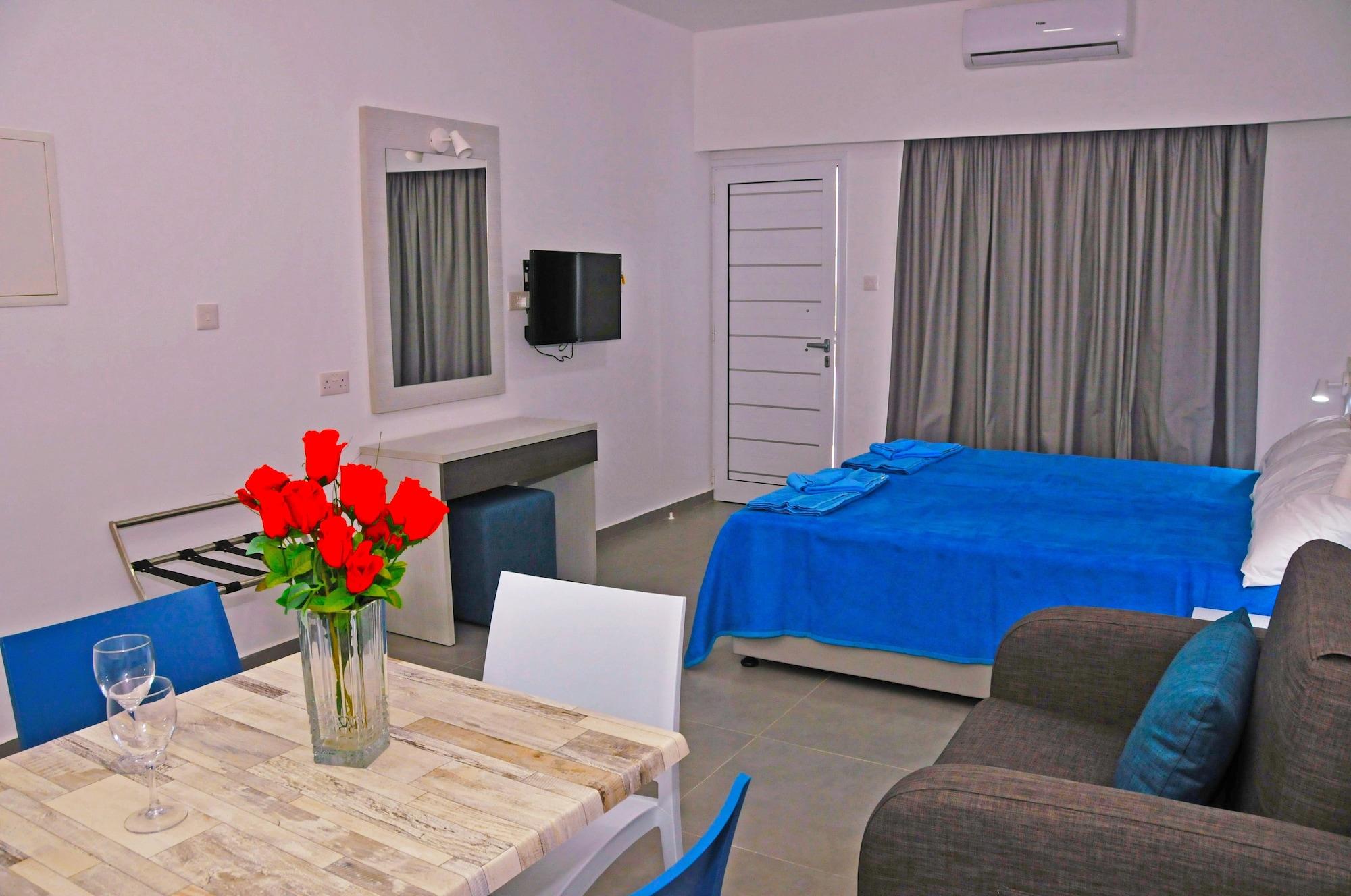 Kaos Hotel Apartments Ayia Napa Exterior foto