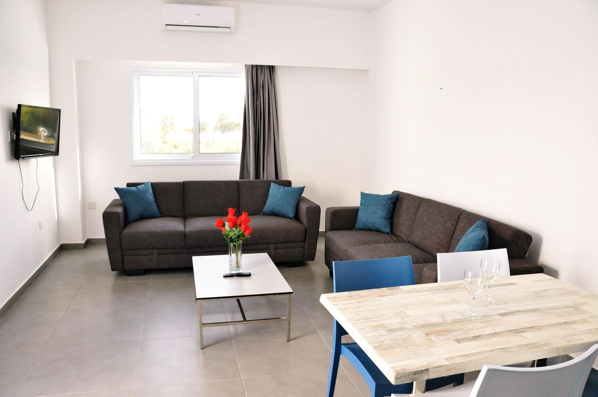 Kaos Hotel Apartments Ayia Napa Exterior foto
