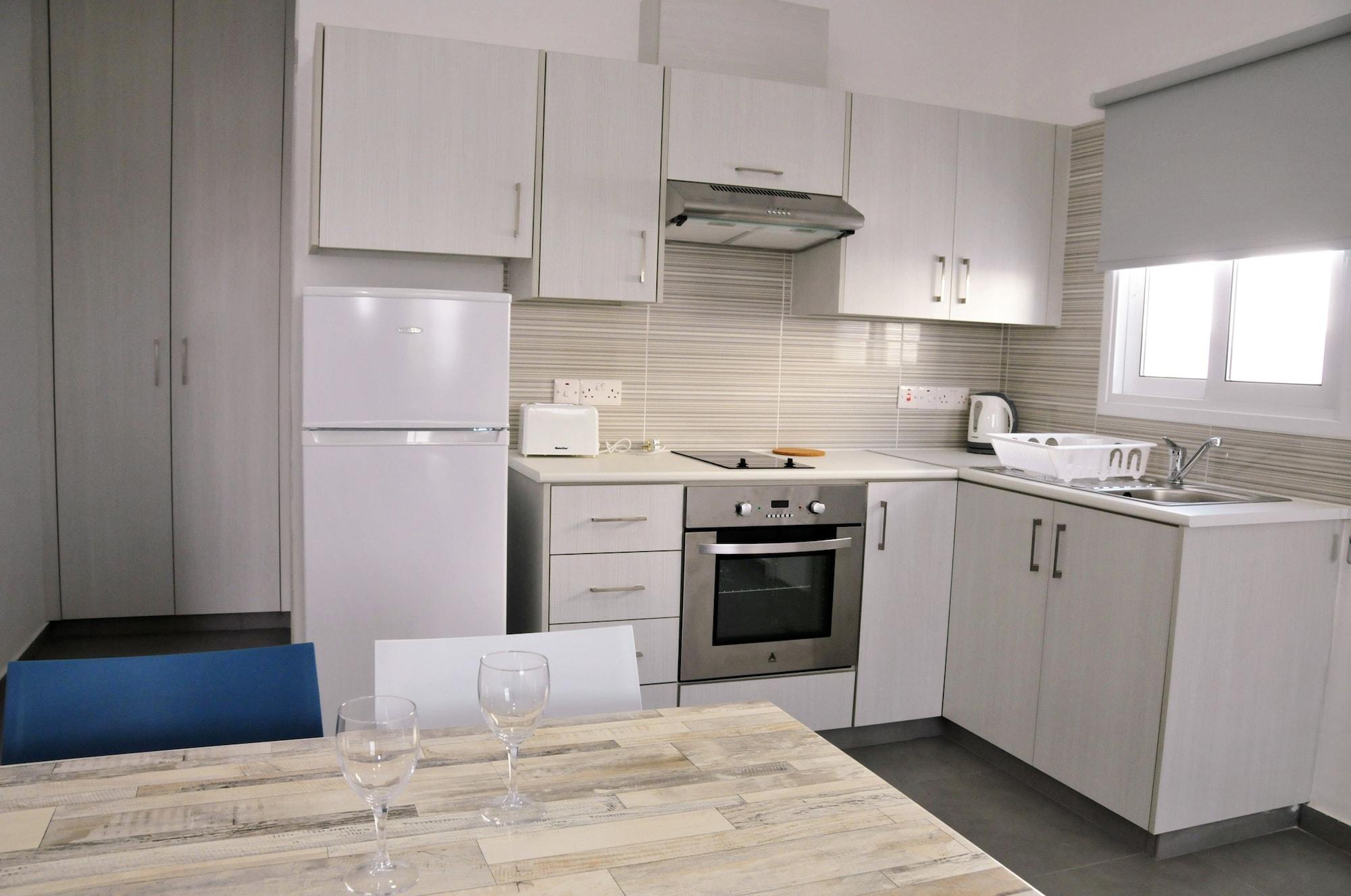 Kaos Hotel Apartments Ayia Napa Exterior foto