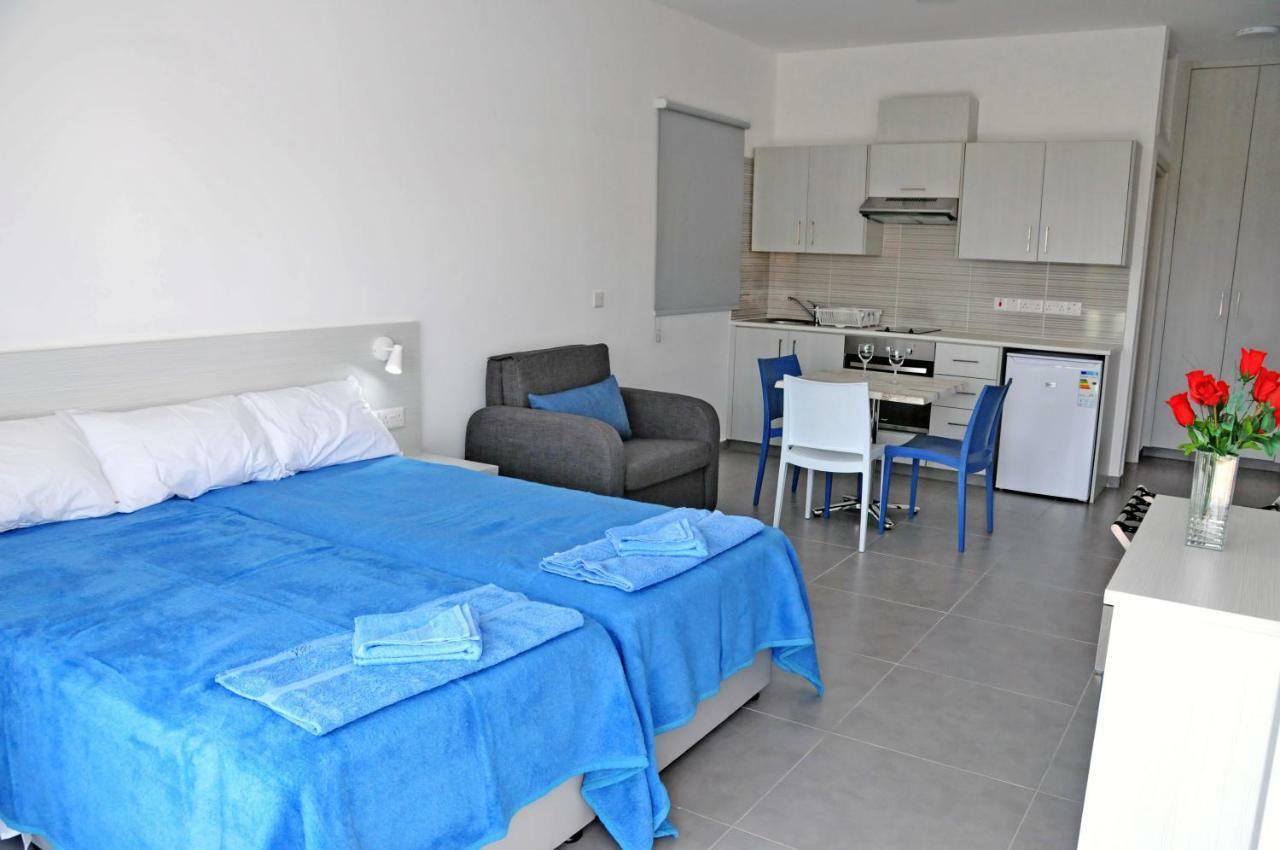 Kaos Hotel Apartments Ayia Napa Exterior foto